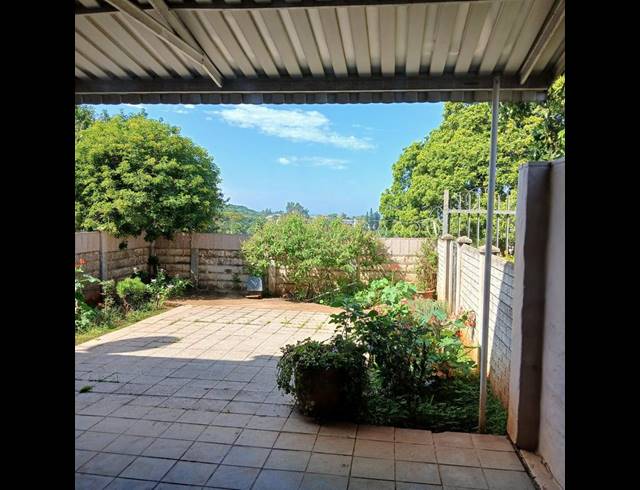 2 BEDROOM DUPLEX FOR SALE IN WOODHAVEN